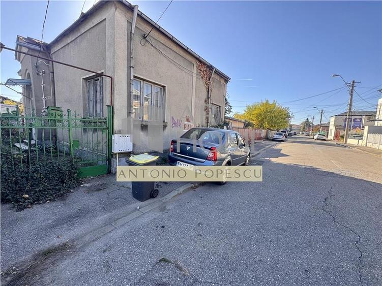 Casă individuală cu 4 camere cu Teren 205 Mp în Ultracentral