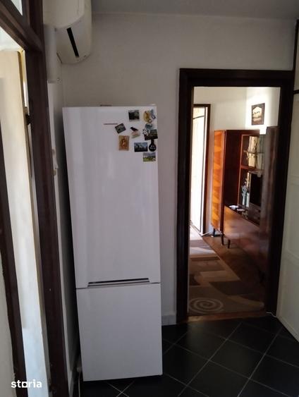 Apartament cu 3 camere decomandat în Decebal