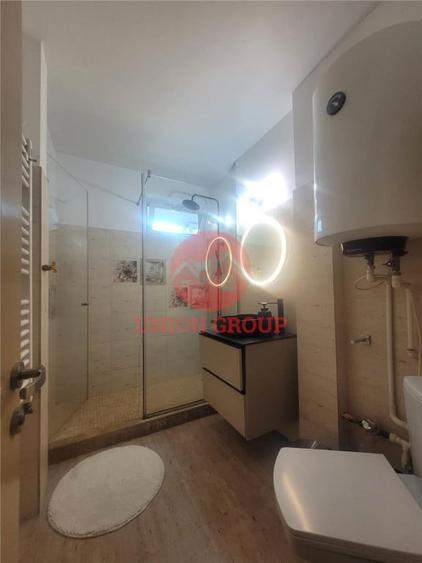 Apartament cu 2 camere decomandat în Tomis Mall