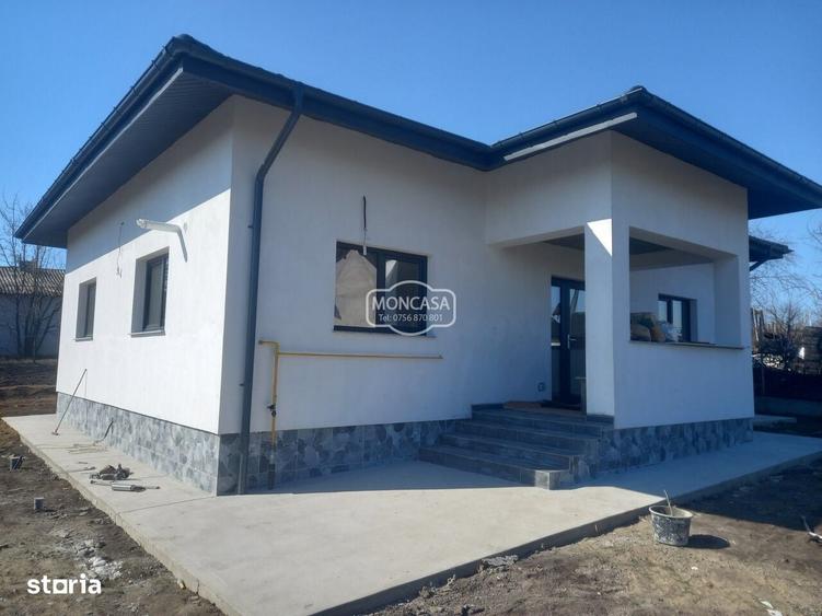 Casă cu 3 camere în Central