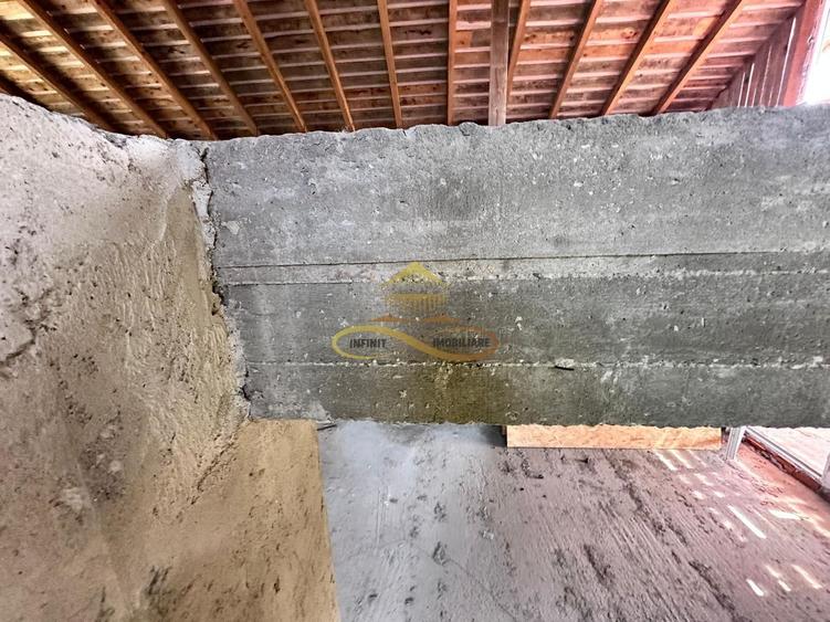 Casă individuală cu 3 camere cu Canalizare în Siretu (Săucești)