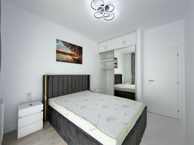Apartament cu 5 camere decomandat, mobilat în Tudor Vladimirescu