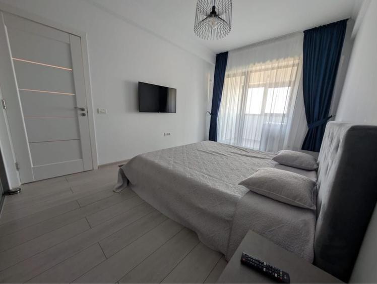Apartament cu 2 camere semidecomandat în Est