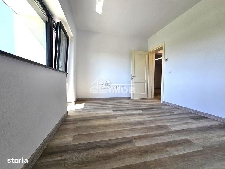 Spațiu comercial, de 280 mp, în Valea