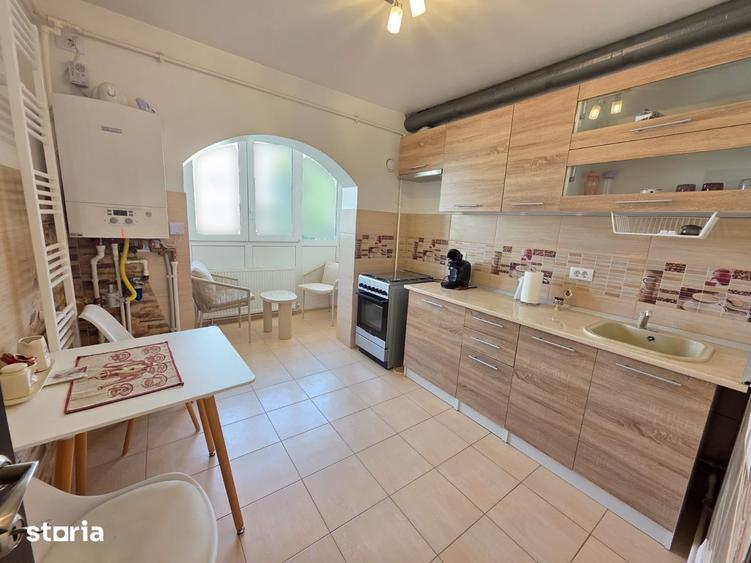 Apartament cu 2 camere decomandat în Central