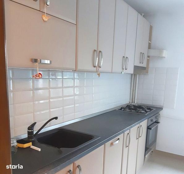 Apartament cu 2 camere decomandat în Eroii Revoluției