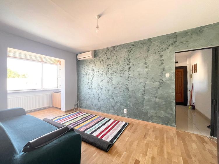 Apartament cu 2 camere semidecomandat, mobilat în Girocului