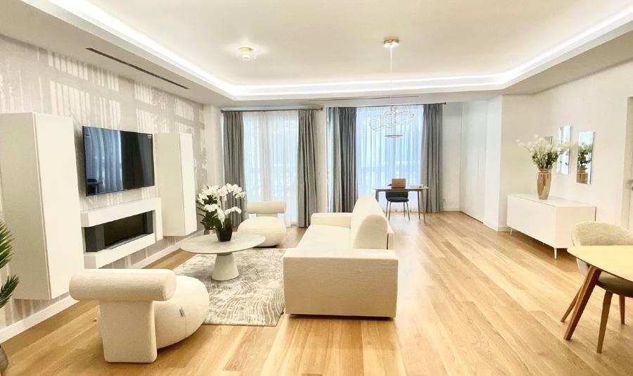 Apartament cu 2 camere decomandat în Herăstrău