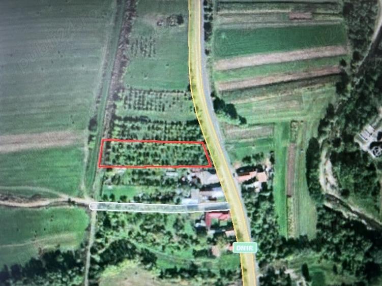 Teren de 2600 mp, în Călata