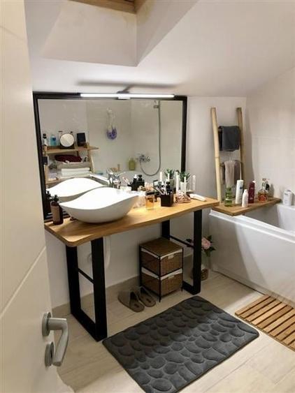 Duplex cu 4 camere cu Canalizare în Noua