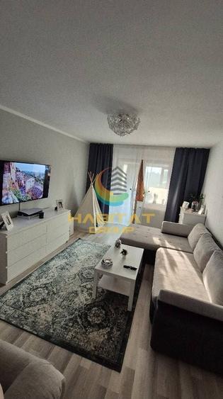 Apartament cu 3 camere decomandat, mobilat în Berceni