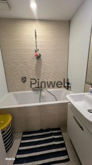 Apartament cu 3 camere în Centrul Civic