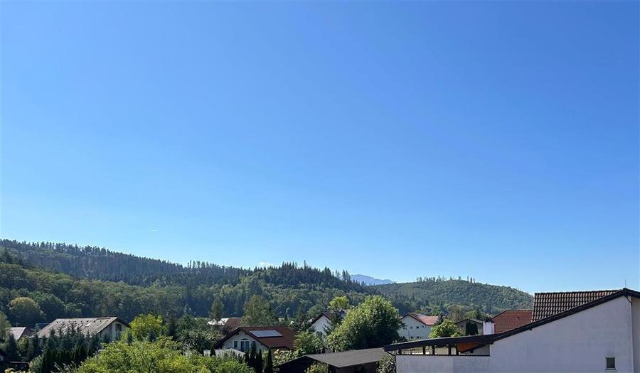 Apartament cu 2 camere decomandat, mobilat în Cristian