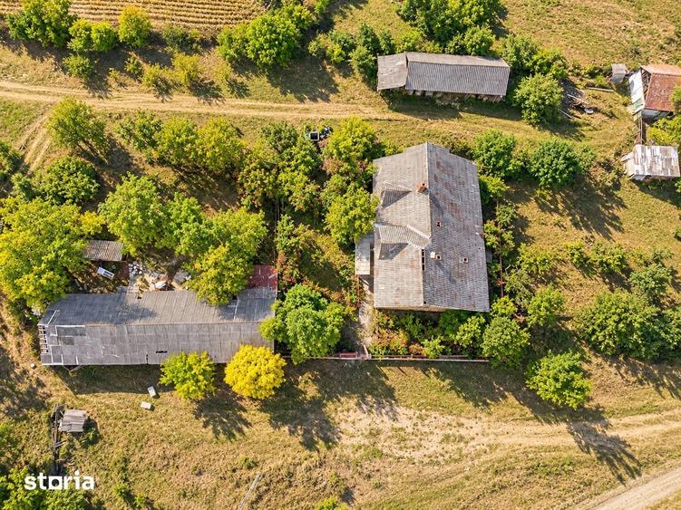 Casă cu 6 camere cu Teren 600 Mp în Oșorhei