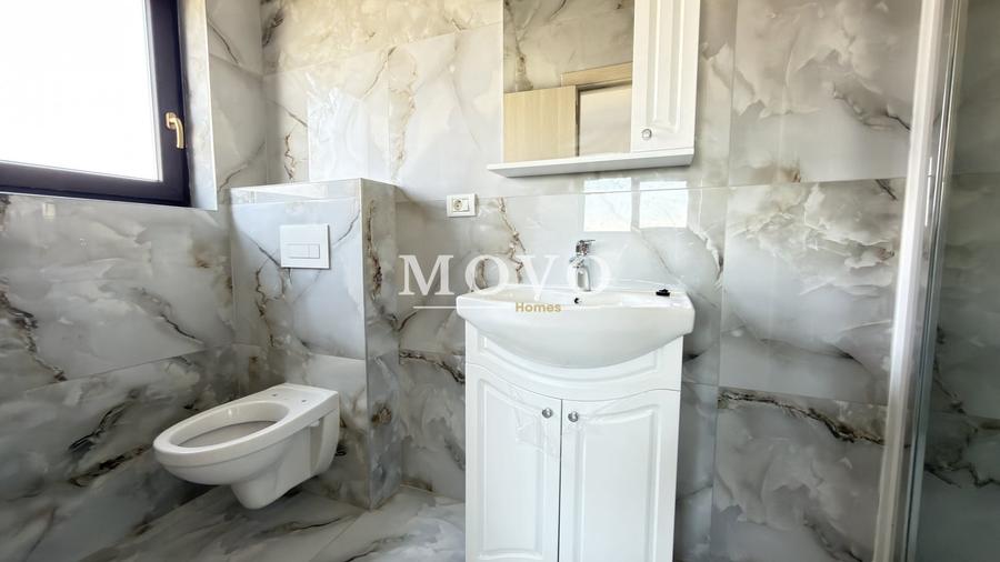 Duplex cu 4 camere cu Canalizare în Moșnița Nouă