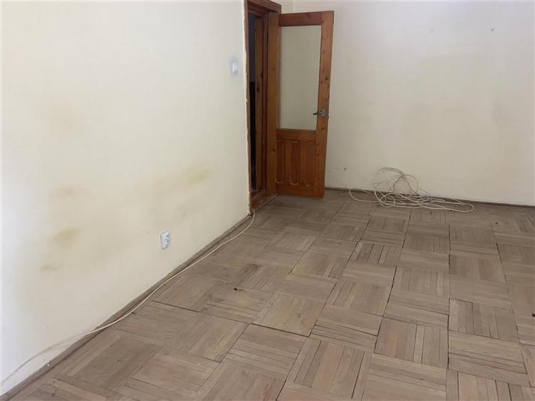 Apartament cu 2 camere decomandat în Sud