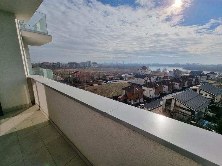 Apartament cu 3 camere semidecomandat, mobilat în Sisești