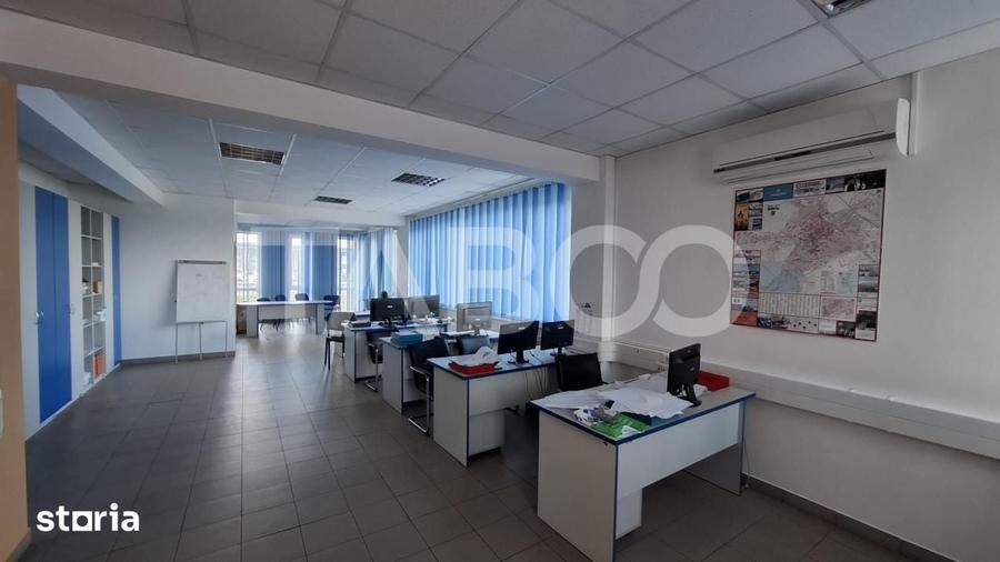 Spațiu comercial, de 2,238 mp, în Șelimbăr