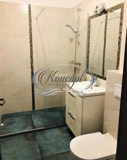 Apartament cu 4 camere semidecomandat, mobilat în Europa