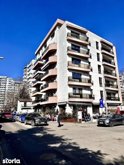 Apartament cu 3 camere, mobilat în Grivița