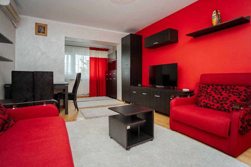 Apartament cu 3 camere decomandat, mobilat în Central