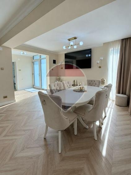 Casă individuală cu 3 camere cu Teren 355 Mp în Central