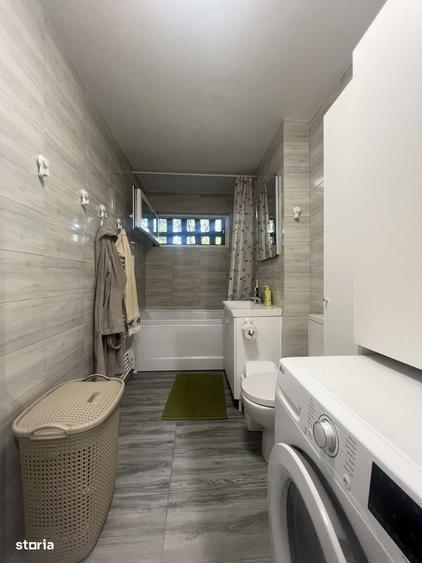 Apartament cu 3 camere decomandat în P-ța Doina