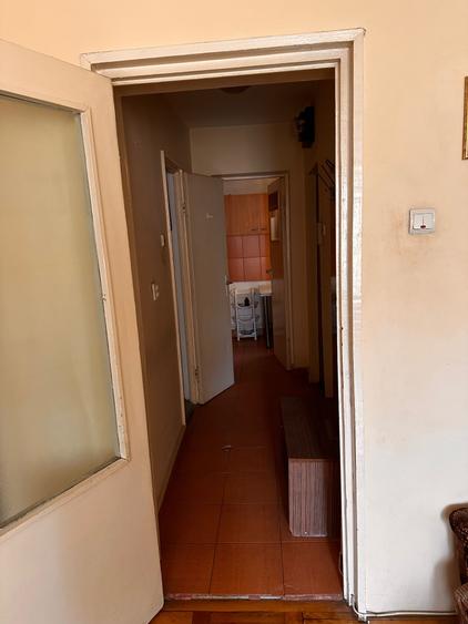 Garsonieră decomandată în Spitalul Județean