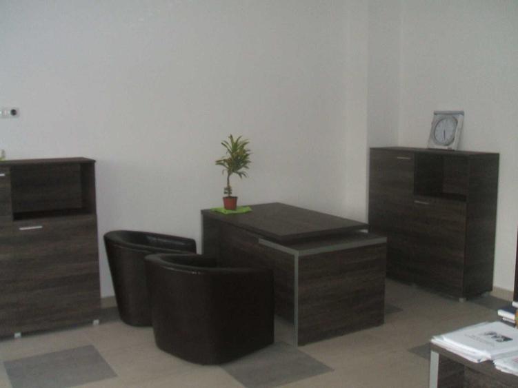 Spațiu comercial, de 54 mp, în Central