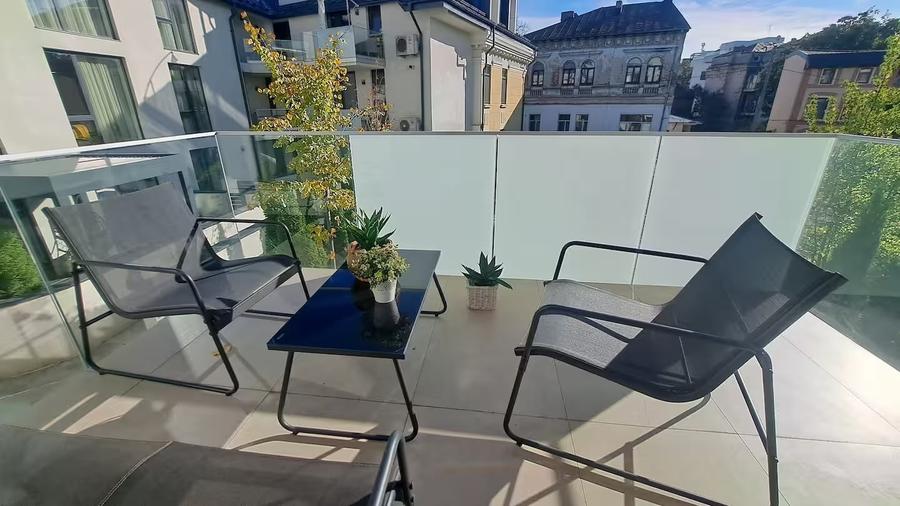Carmen Sylva Royal Apartments | 2 camere | Gradina-Piscina-Parcare subterana - 11