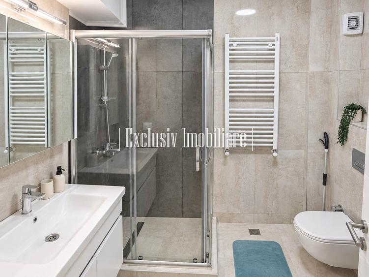 Apartament cu 2 camere decomandat în Universitate