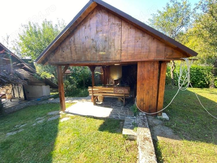 Casă cu 4 camere cu Teren 1000 Mp în Firiza