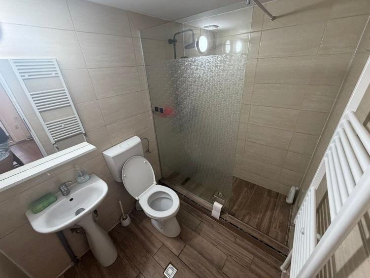Casă cu 1 camere cu Teren 35 Mp în Central