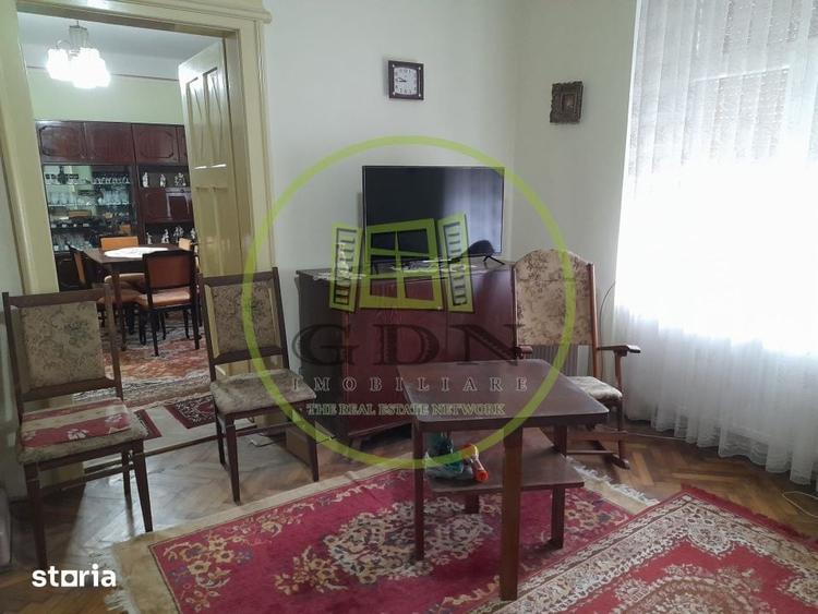 Apartament cu 2 camere decomandat, mobilat în Central