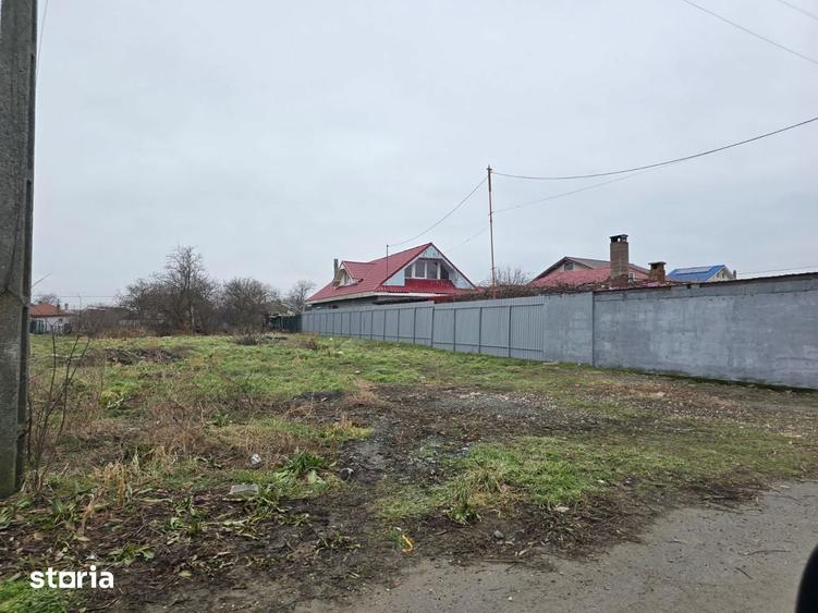 Teren de 2000 mp, în Tuzla