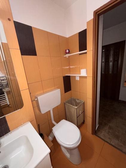 Garsonieră decomandată în UTA