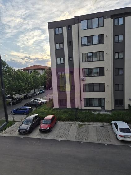 Apartament cu 2 camere decomandat în Fundeni