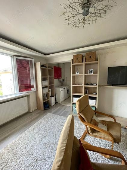 Apartament cu 2 camere semidecomandat în Central