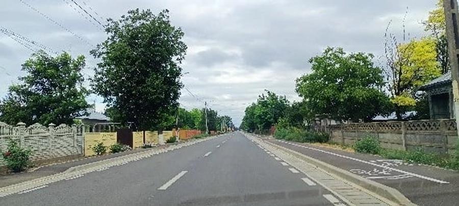Casă cu 5 camere cu Teren 1800 Mp în Unirea
