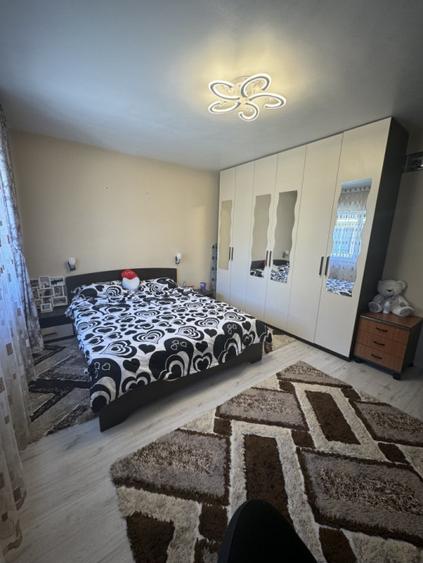 Apartament cu 2 camere decomandat, mobilat în Florești — fotografia 3