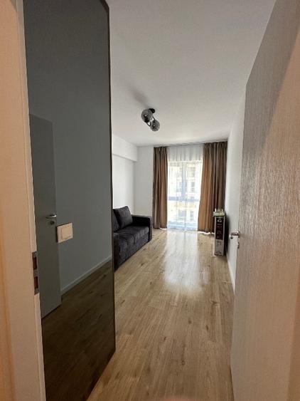 Apartament cu 3 camere, mobilat în Aviației