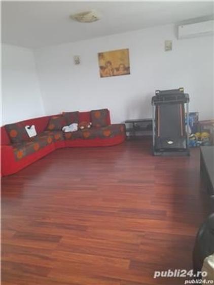 Apartament cu 3 camere decomandat în Fundeni