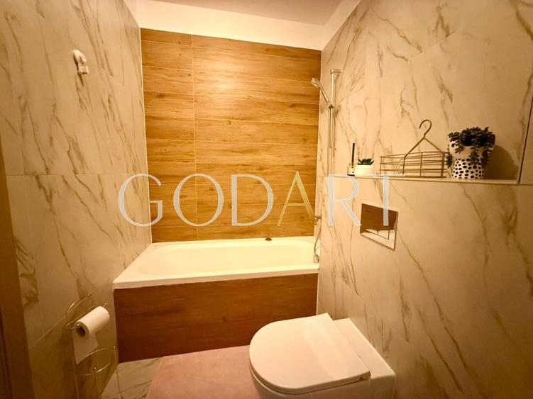 Apartament cu 2 camere decomandat, mobilat în P-ta Presei Libere