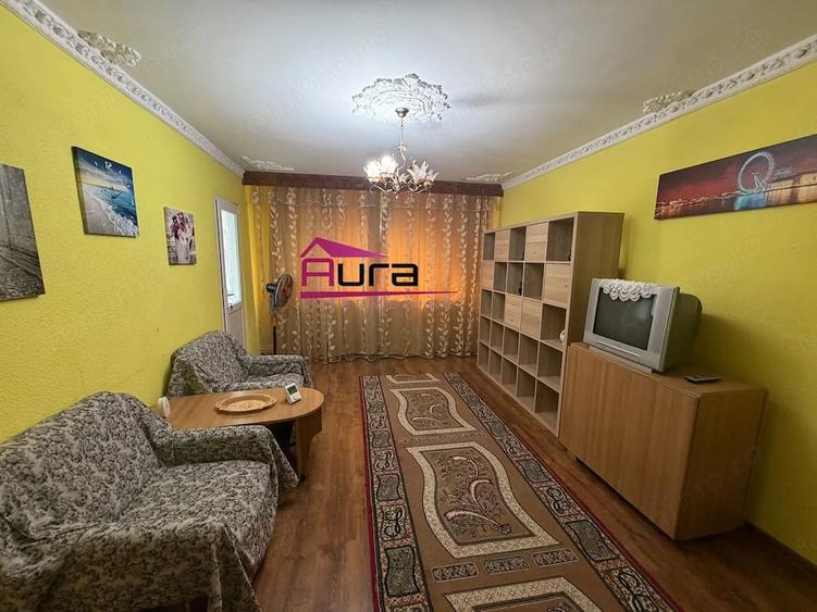 Apartament cu 3 camere decomandat în E3