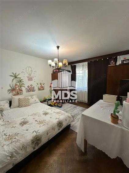 Apartament cu 4 camere decomandat în Circumvalațiunii