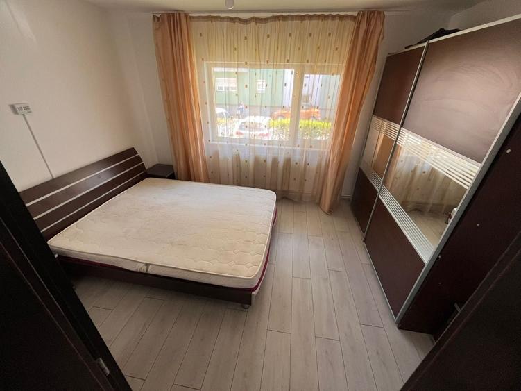 Apartament cu 2 camere semidecomandat în Semicentral