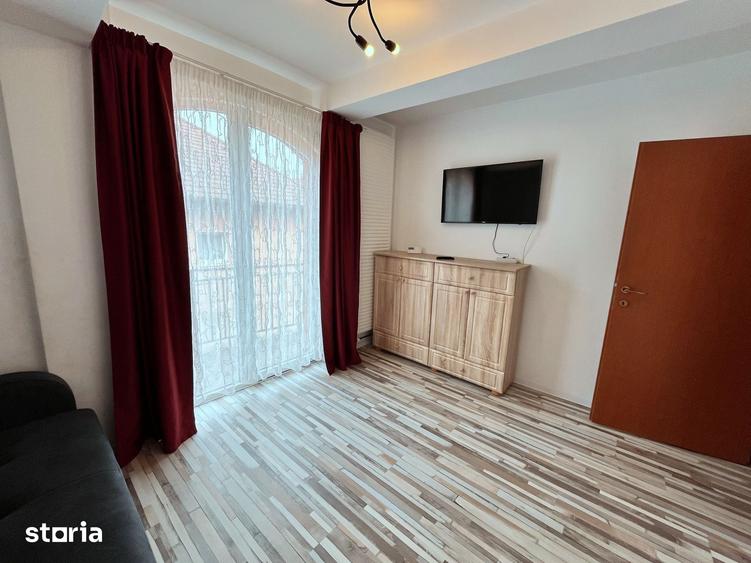 Apartament cu 4 camere decomandat în Andrei Mureșanu