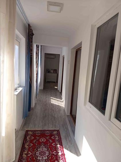 Casă cu 3 camere în Central