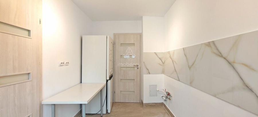 Apartament cu 3 camere decomandat în Virtuții