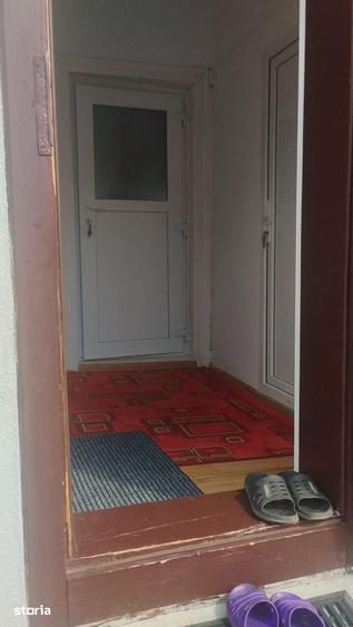 Casă cu 2 camere cu Teren 180 Mp în Central